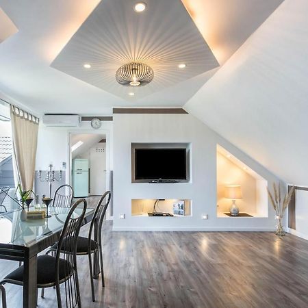 Uhse Wohlfuehloase Apartment Хайде Екстериор снимка