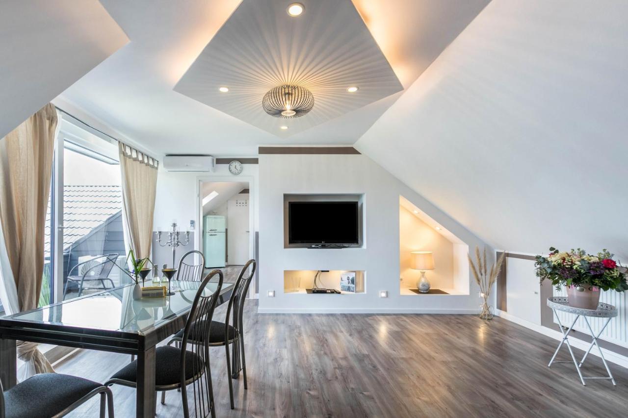 Uhse Wohlfuehloase Apartment Хайде Екстериор снимка